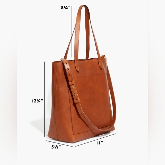 Madewell Handbags - Madewell transport medium tote bag.